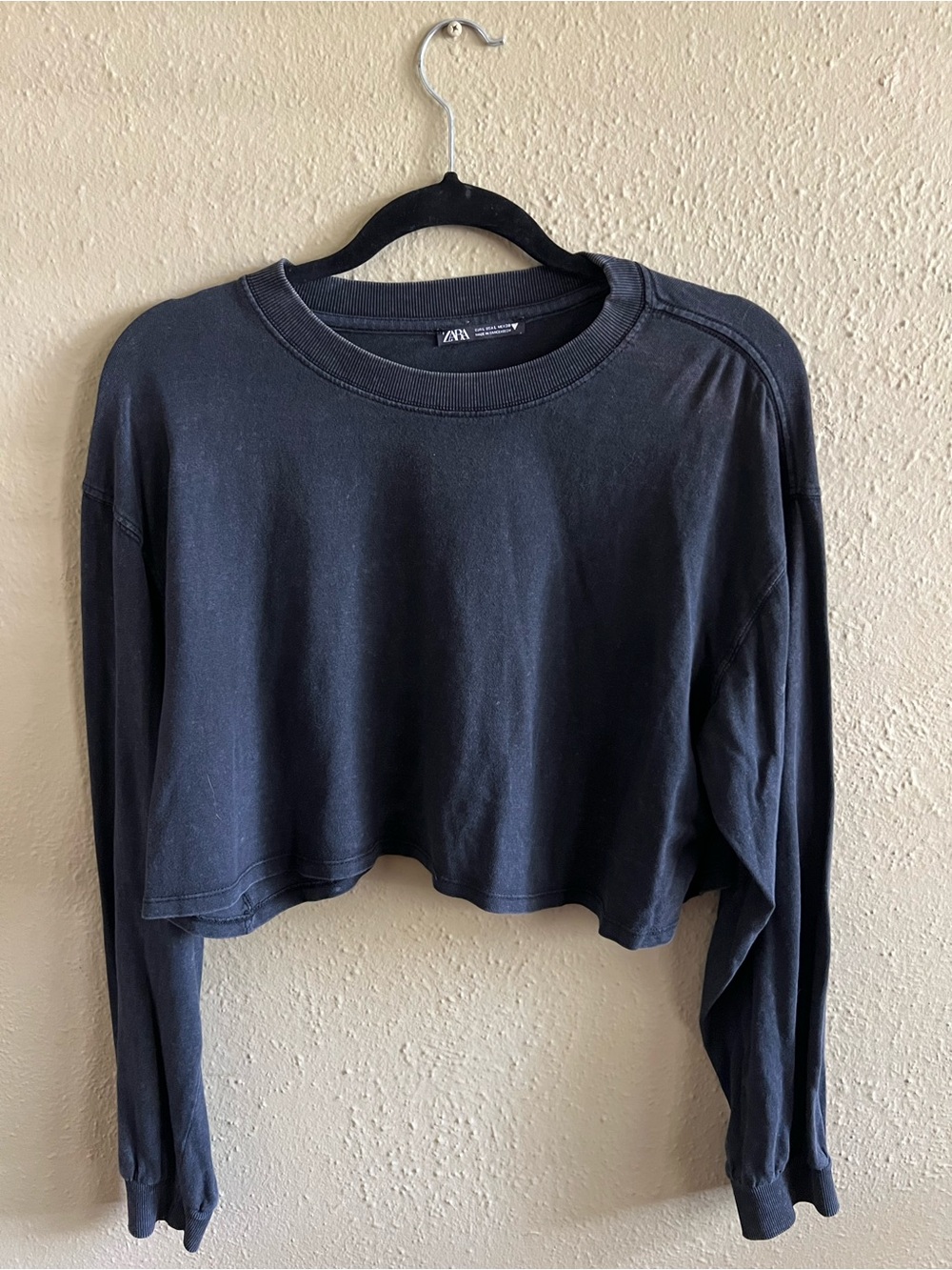 Zara Black Cropped Long-Sleeve Top